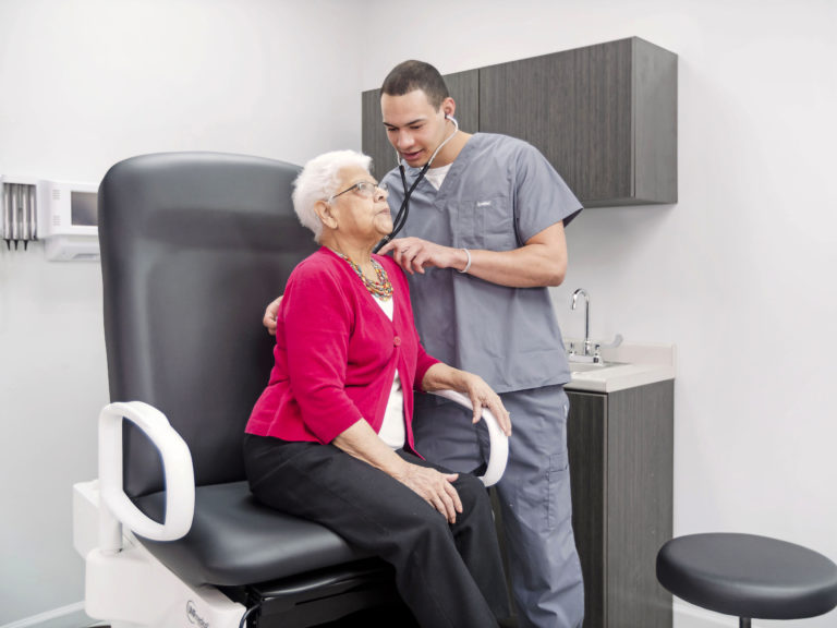 5 Ways to Help Ensure Patient Comfort in the Exam Room UMF Medical